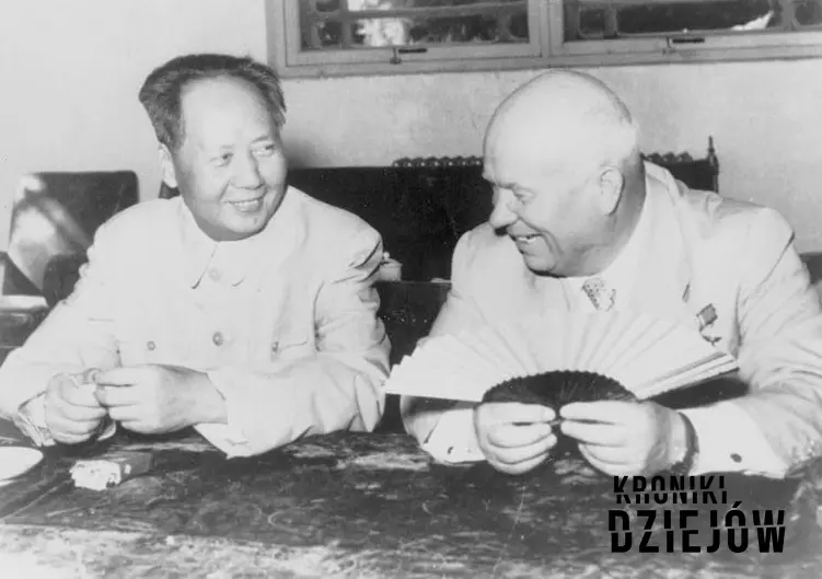 Zimna wojna - spotkanie Mao Zedonga z Chruszczowem, a także inne gorące wojny w jej czasie