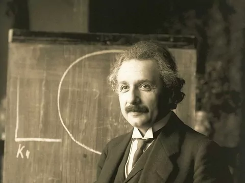 Albert Einstein: Życiorys i Osiągnięcia