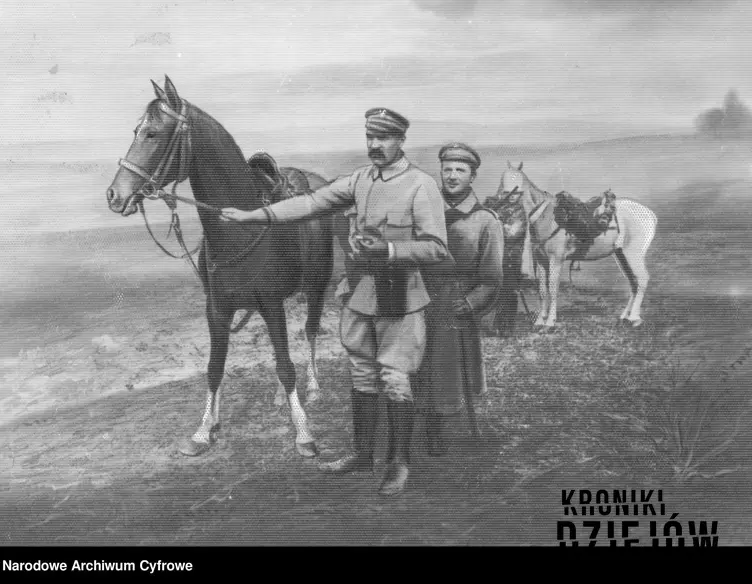 Józef Piłsudski z koniem na łące, a także informacje o rządach władcy, jego biografia, polityka zagraniczna, najważniejsze dokumenty i daty
