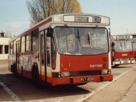 Jelcz-Berliet PR100: pierwszy niskopodłogowy autobus w Polsce