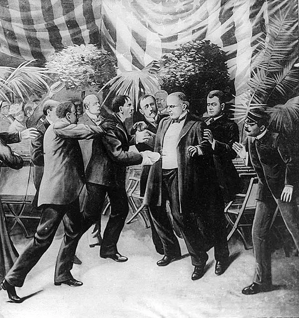 Zamach na prezydenta McKinleya – Leon Czolgosz strzela do prezydenta McKinleya z ukrytego rewolweru oraz historia tego wydarzenia