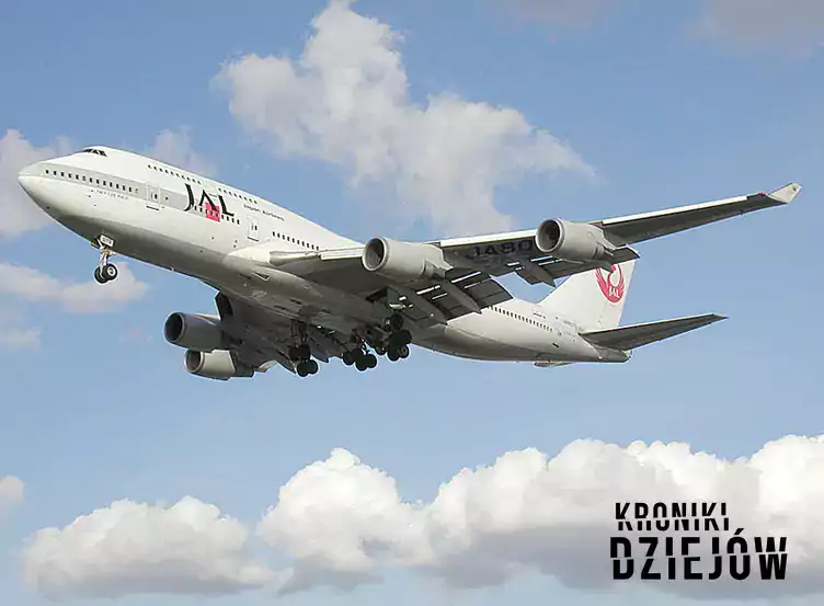 Boeing 747-400 w barwach Japan Airlines