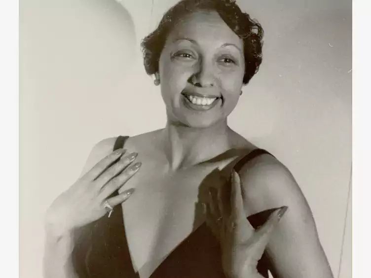 Ilustracja artykułu szpieg w masce. barwne losy josephine baker