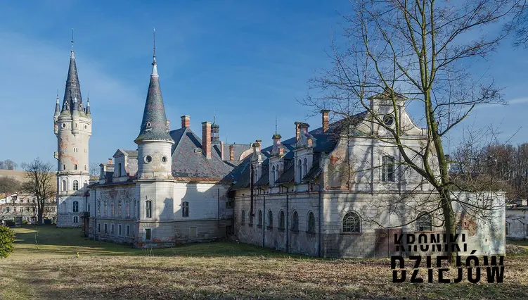TOP 10 najpiękniejszych opuszczonych zamków i pałaców w Polsce krok po kroku, czyli najwspanialsze pałace
