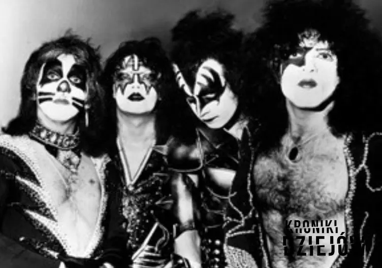 10 największych przebojów zespołu KISS, czyli największe hity kultowego zespołu metalowego
