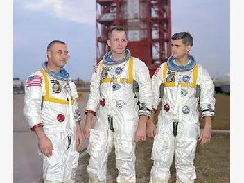 Ilustracja artykułu wygiągnijcie nas! - 27 stycznia 1967 roku trzech astronautów zginęło w pożarze kabiny załogowej statku apollo