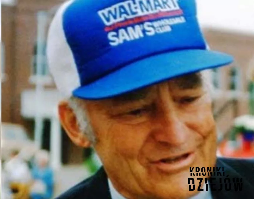 Sam Walton w czapce Walmart