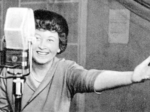 Irena Kwiatkowska - życie i twórczość