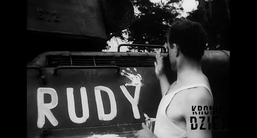 Kadr z "Czterech pancernych i psa"