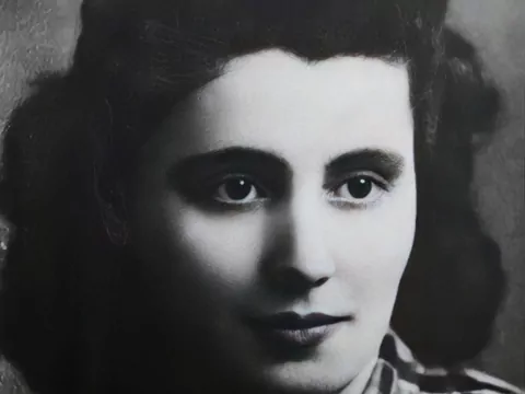 Kochankowie z Auchwitz – poruszająca historia Edka Galińskiego i Mali Zimetbaum