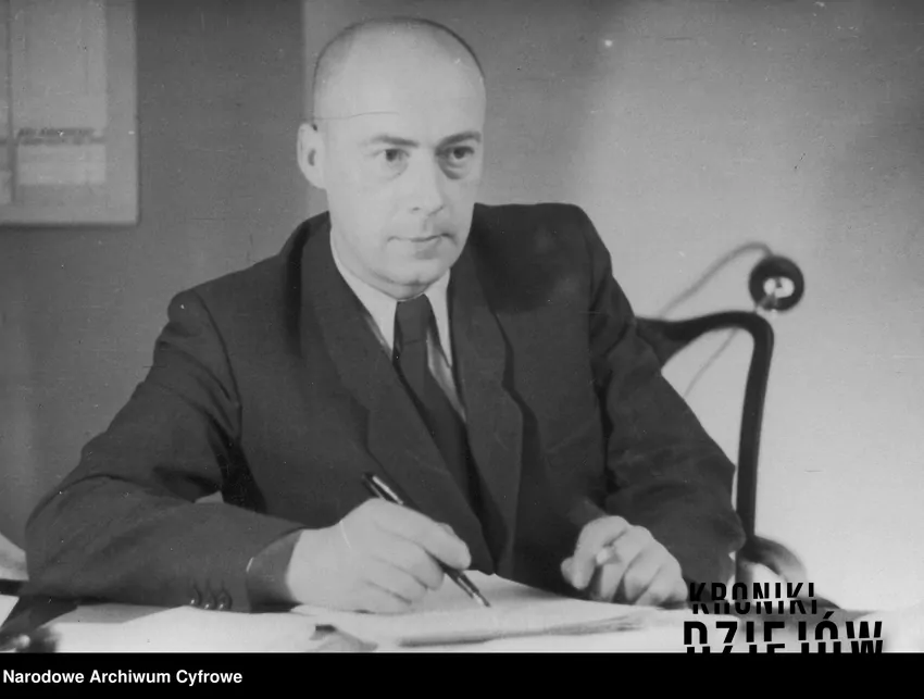 Józef Cyrankiewicz, zdjęcie z lat 1946-1948, fot. fot. domena publicza/Narodowe Archiwum Cyfrowe Premier Cyrankiewicz