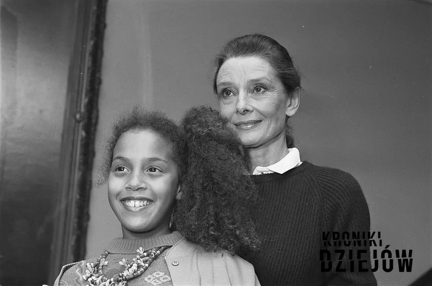 Audrey Hepburn w 1989r. podczas charytatywnej gali Dany Kaye Award
