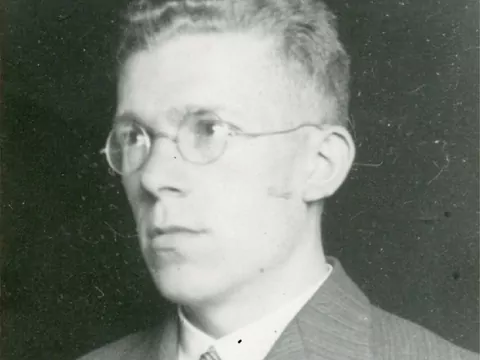 Jedne dzieci ratował, inne posyłał na śmierć