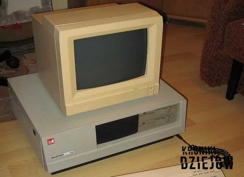 Komputer Mazowia i jego historia oraz potencjał komputera, wynalazek, stworzenie polskiego komputera