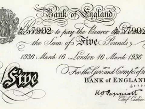 Największe fałszerstwo wszech czasów. Miliony funtów z obozowej drukarni