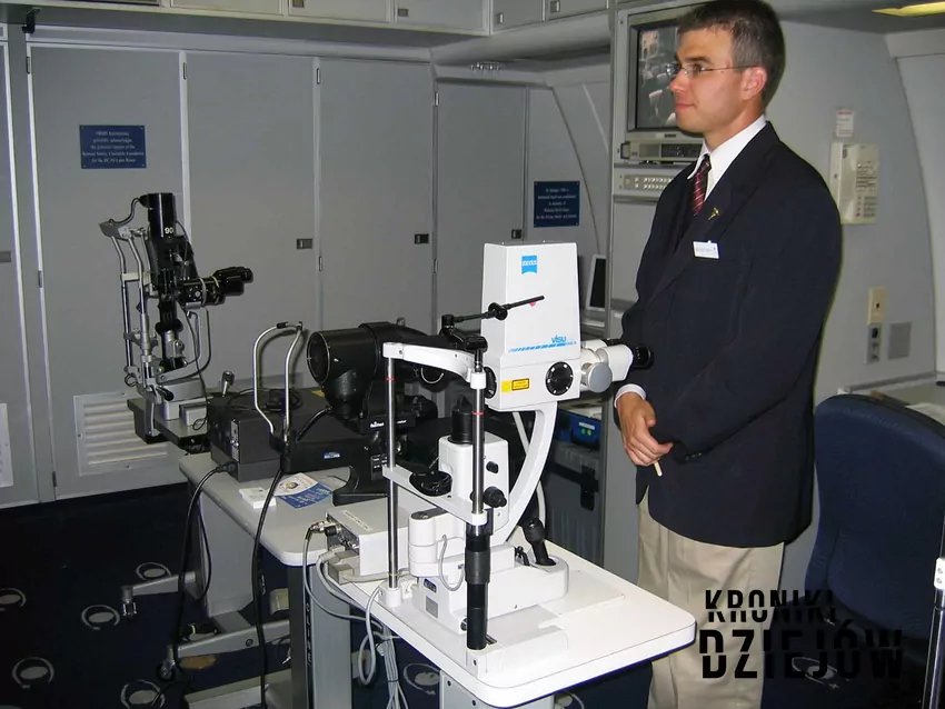 Flying eye hospital, szpital latający do badania i naprawy wzroku, jego sposób działania oraz sukcesy