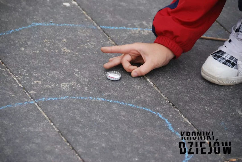 Jak wychowywano dzieci w czasach PRL, czyli wskazówki dla rodziców i informacje dla rodziców o wychowaniu dzieci