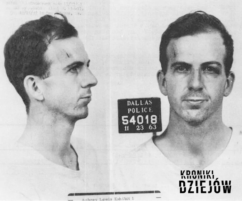 Lee Harvey Oswald - zdjęcie z kartoteki policyjnej, zrobione po aresztowaniu Lee Harvey Oswald