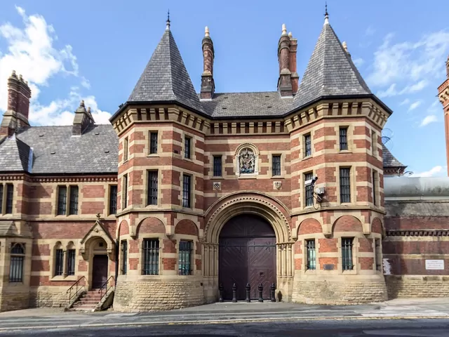 Seryjny morderca Stephen Oladimeji K. Akinmurele