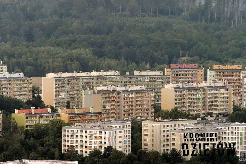 Największy wpływ na przyszłość bloków mają dziś decyzje spółdzielni i wspólnot dotyczące remontów oraz inwestycji w modernizację Osiedle z wielkiej płyty