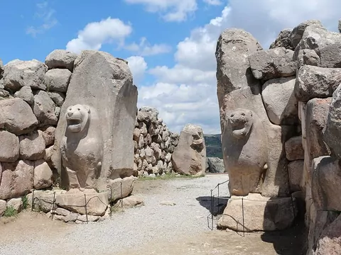 Imperium Hetyckie: Odkrywanie Cywilizacji