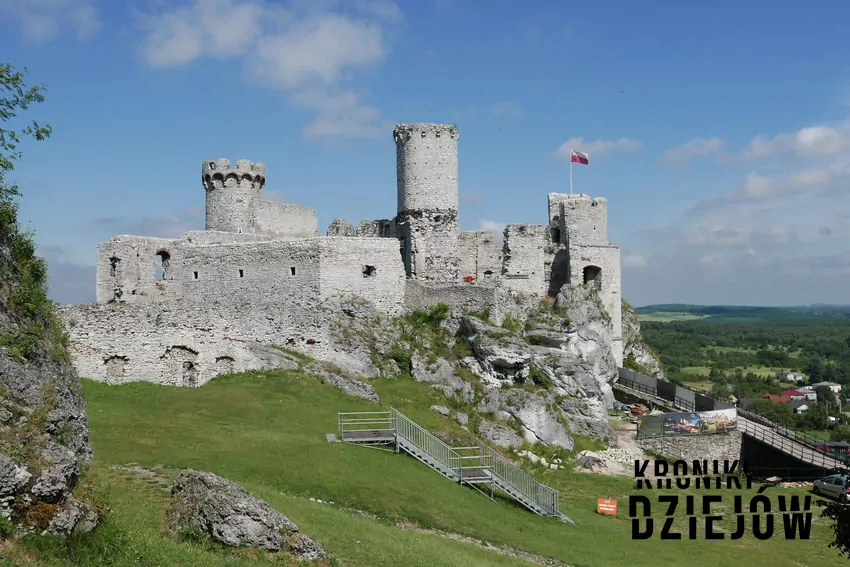 Ruiny zamku Ogrodzieniec