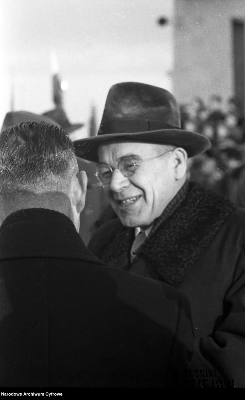 Władysław Gomułka, zdjęcie sytuacyjne