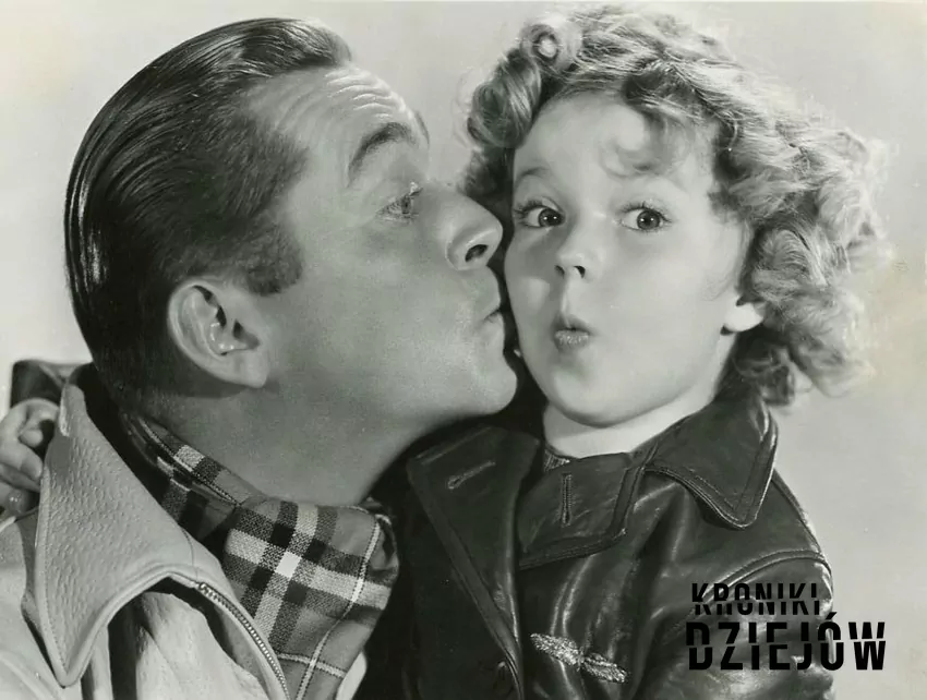 Shirley Temple w filmie "Roześmiane oczy" (1934)