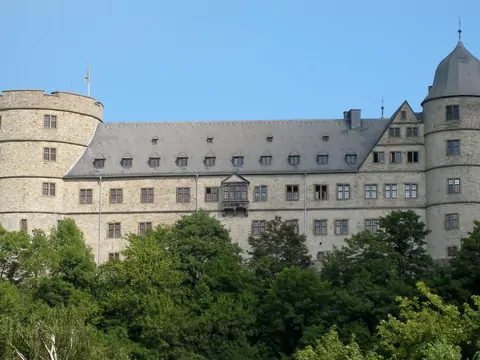 Co łączy króla Artura, Himmlera i Świadków Jehowy? Mroczna historia zamku Wewelsburg