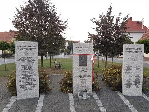 Przebraże 1943. Polacy pod wodzą „Harrego” do upadłego bronili się przed atakami UPA