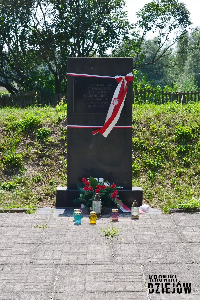 Pomnik upamiętniający ofiary zbrodni w Kisielinie