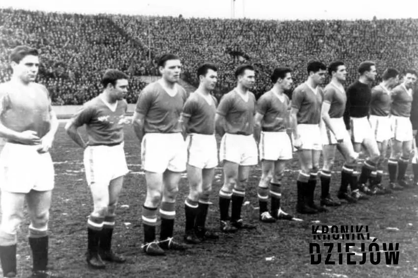 Drużyna piłkarska Manchester United oraz katastrofa w Monachium, jej ofiary, skutki oraz przyczyny wypadku samolotu