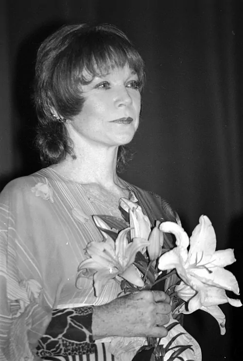 MacLaine w latach 80. Shirley MacLaine