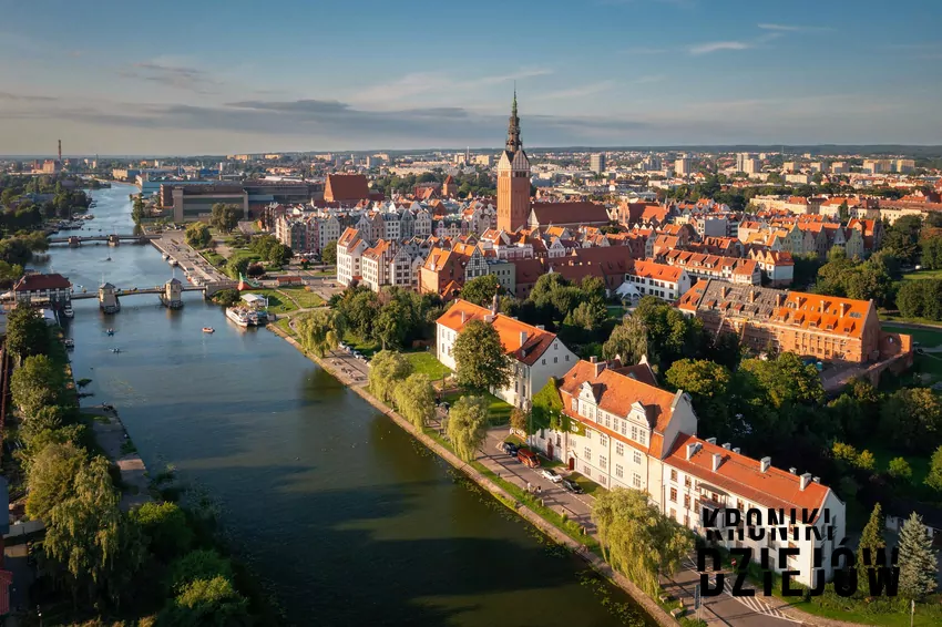 Elbląg, Stare Miasto, widoczne Muzeum Archeologiczne