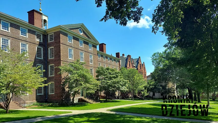 Brown University Brown