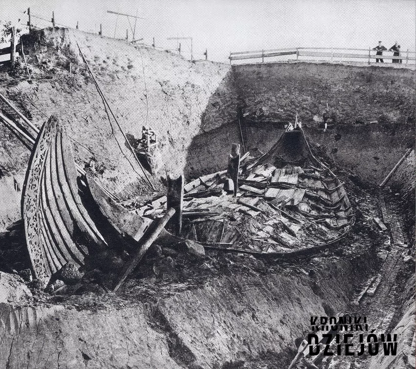 Wykopaliska kurhanu grobowego z Oseberg w Norwegii, fot. domena publiczna/Wikipedia Wykopaliska kurhanu grobowego z Oseberg w Norwegii