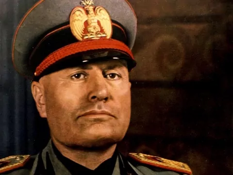 Benito Mussolini - historia dyktatora