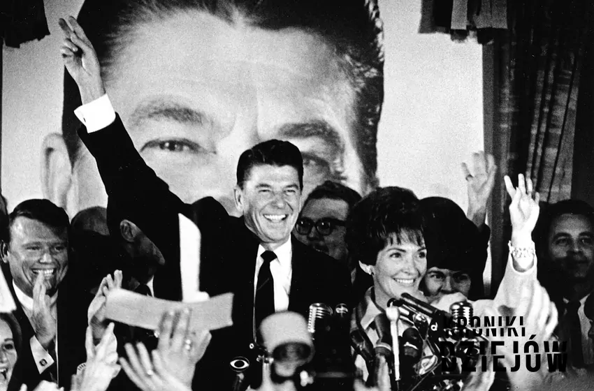 Ronald i Nancy Reaganowie świętują zwycięstwo w wyborach gubernatorskich w 1966 roku Ronald Reagan