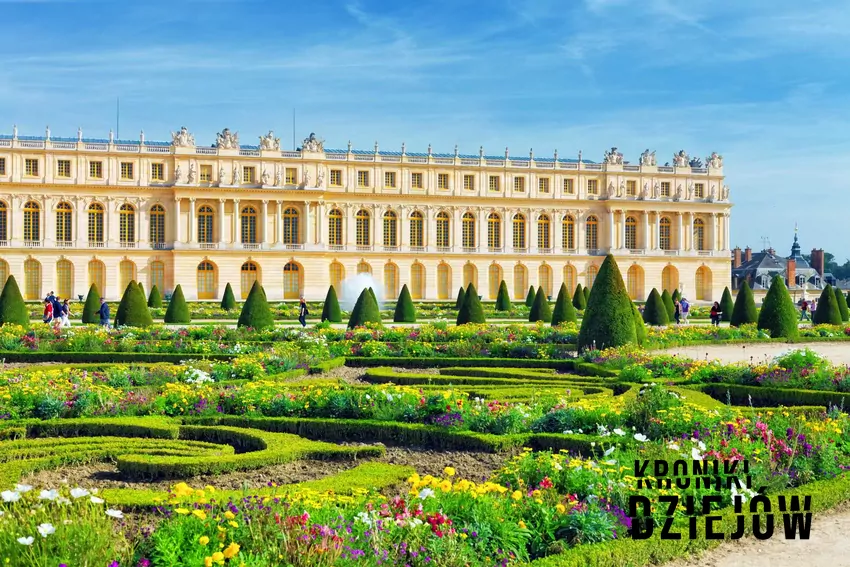 Jak dbano o higienę w Wersalu Wersal w Paryżu od strony ogrodów, a także utrzymywanie higieny na królewskim dworze we Francji przed rewolucją i po niej