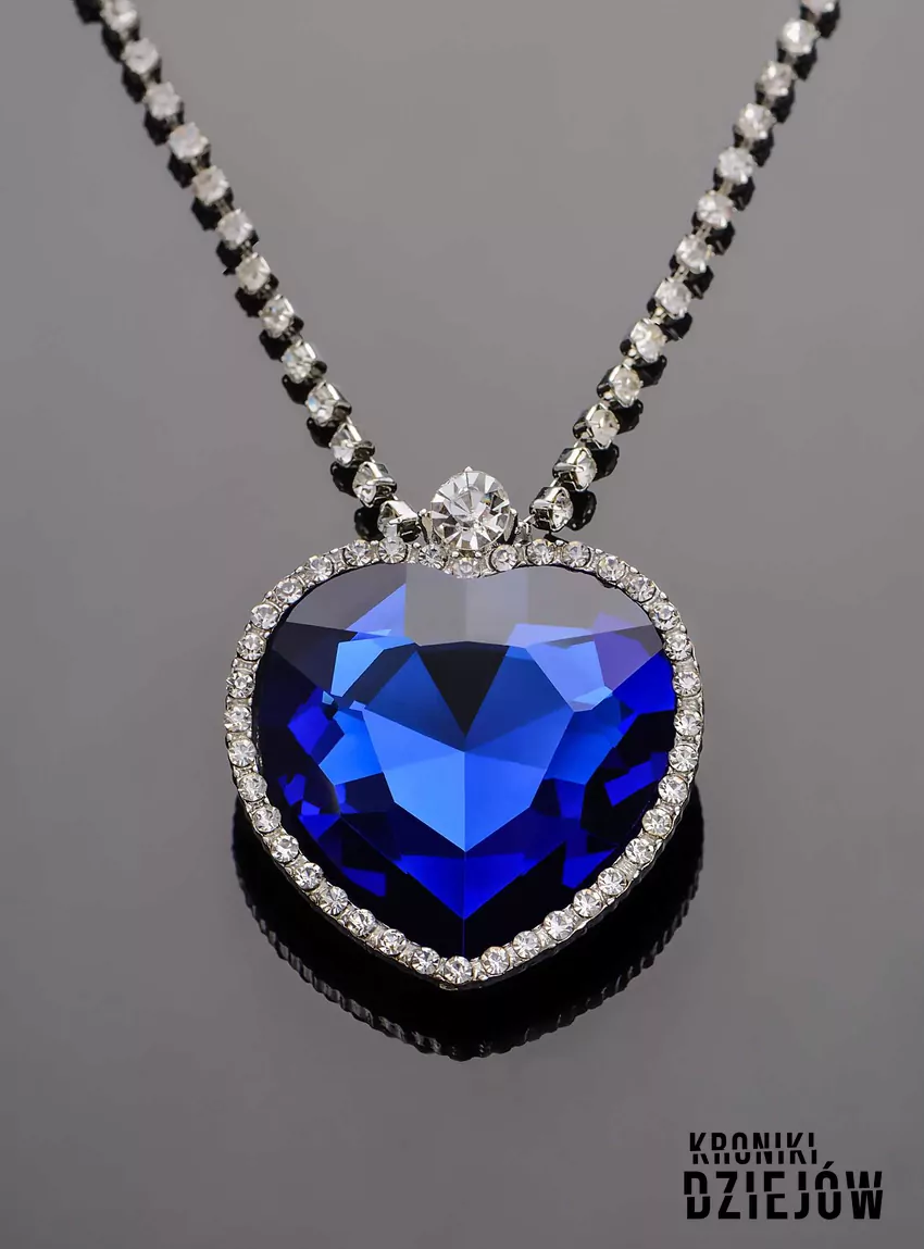 Klejnot Serce Oceanu z filmu "Titanic", a także tajemnica i legenda, której się dotyczy