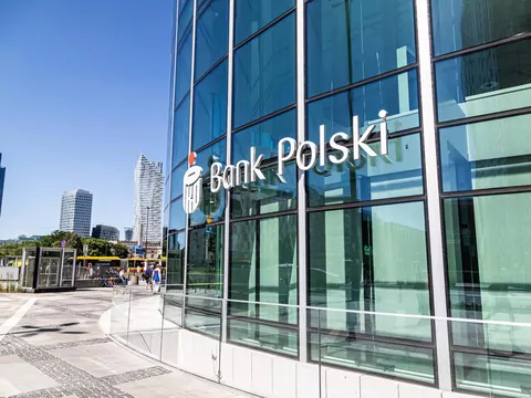 Książeczka oszczędnościowa z PRL na samochód