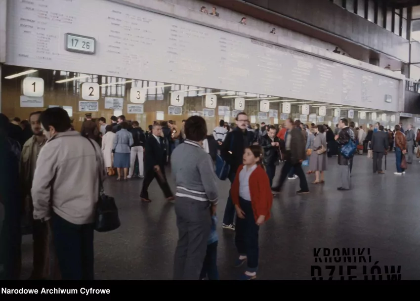 Hala Główna Dworca Centralnego, fot. domena publiczna/Wikipedia Dworzec Centralny w Warszawie