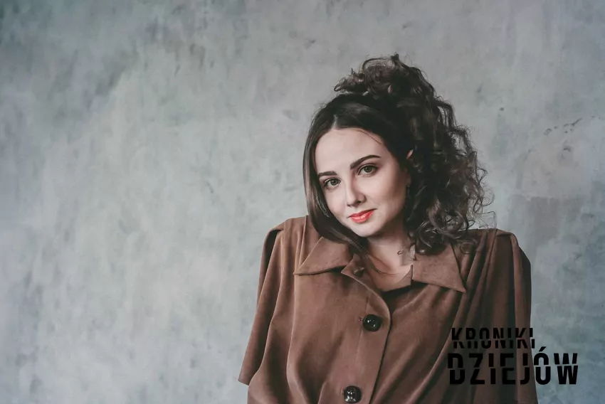 Fryzura charakterystyczna dla lat 80. Fryzury w PRL, czyli jak czesano kobiety i mężczyzn w czasach PRLu