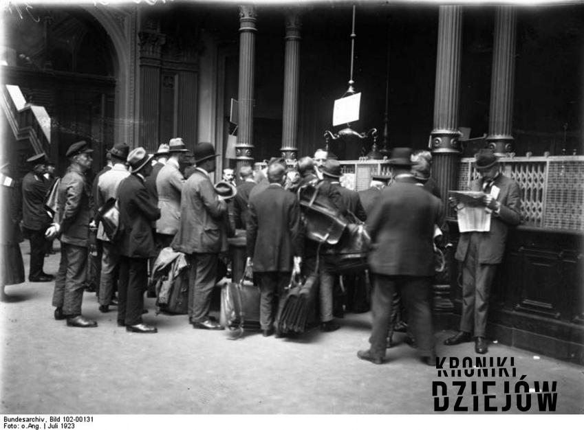 Inflacja w Republice Weimarskiej, a także jej przebieg oraz informacje o skutkach, zahamowaniu i kryzysie w Niemczech lat 20 i 30